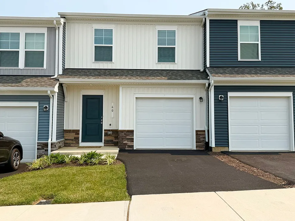 60 Sophie Kathyrn Dr