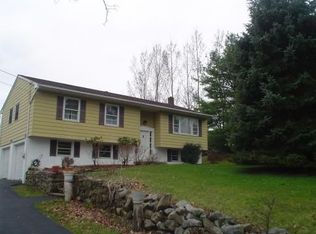 13 Goshen Rd, Chester, NY 10918