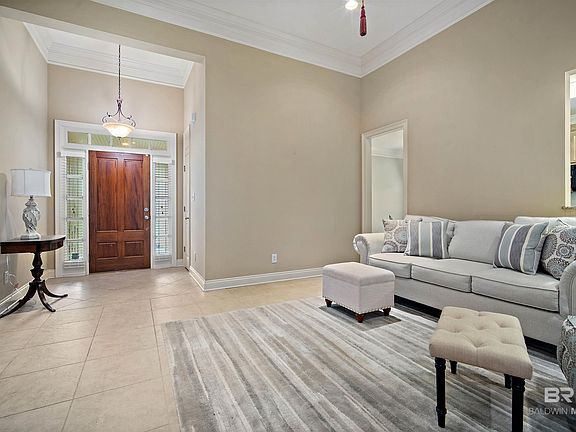 4th image of 9446 Sable Ct