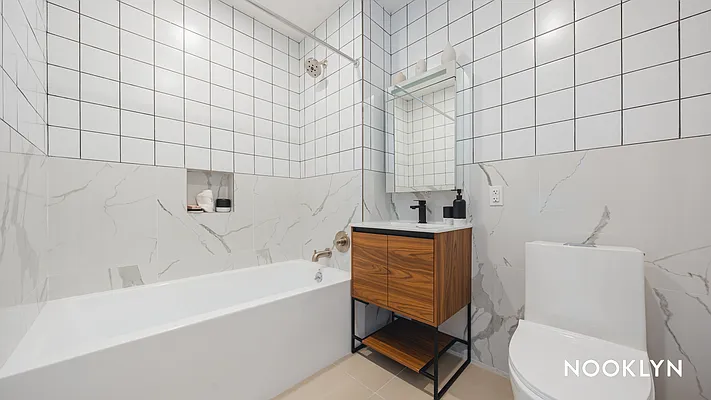 Rented by Nooklyn NYC LLC | media 83