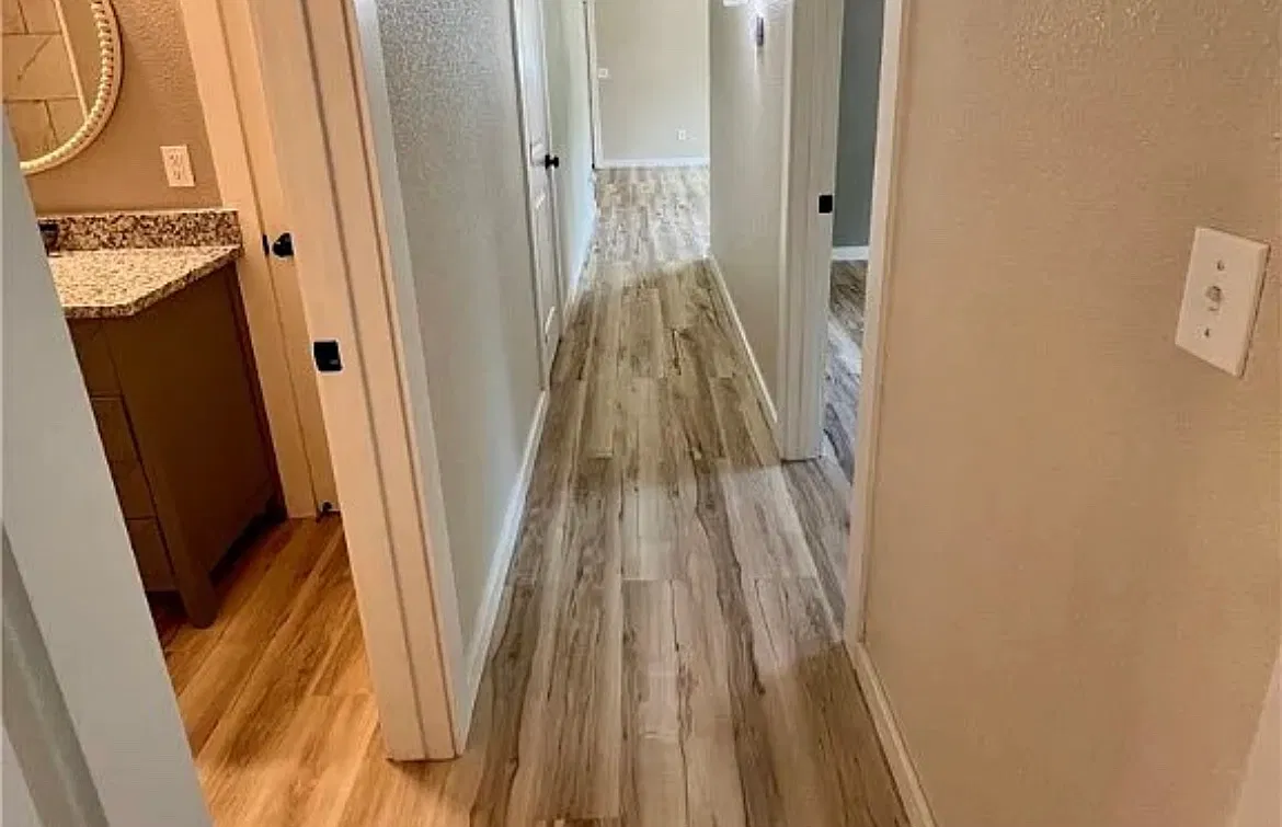 3 bed, 1325 sqft, $1,100 — Photo 4