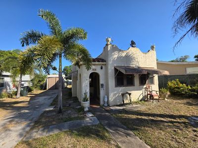 806 S B Street, Lake Worth, FL, 33460