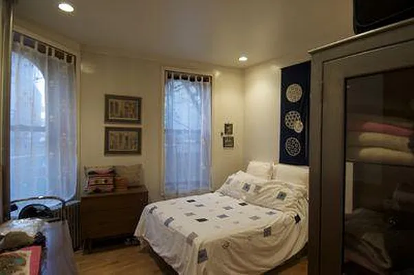 Rented by Veracity NYC LLC | media 19