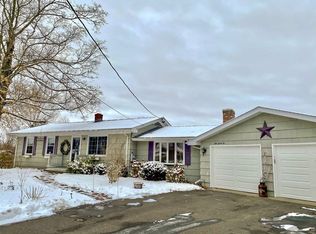 992 Tinkham Rd, Wilbraham, MA 01095