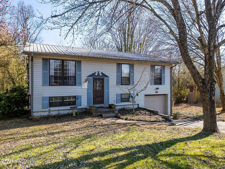 1st image of 7724 Queensbury Dr