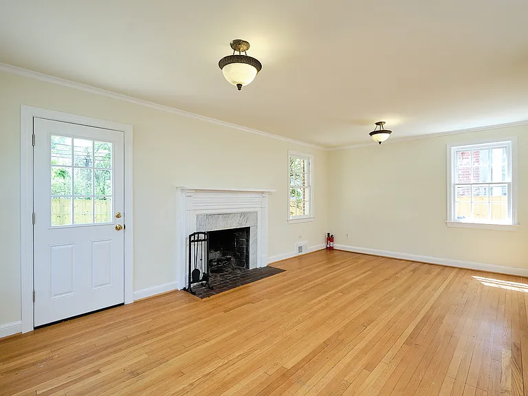 1600 Foxhall Rd NW — Photo 10