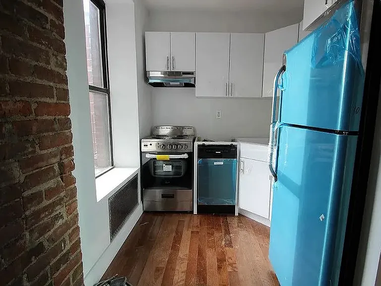142 Ludlow St #19 — Photo 4