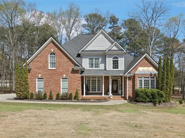 640 Ivy Lea Dr, Lawrenceville, GA 30045