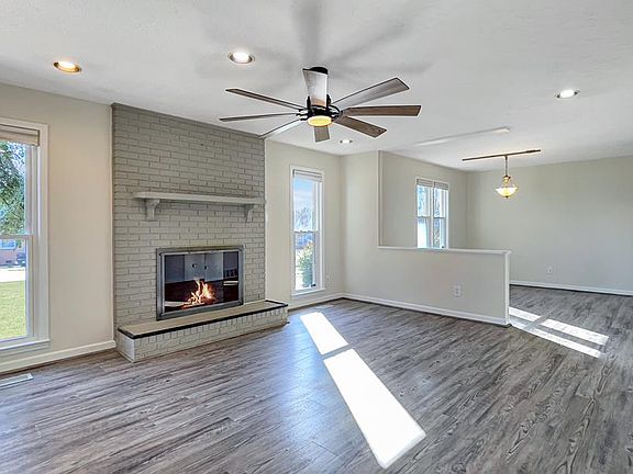 2nd image of 130 Effie Dr