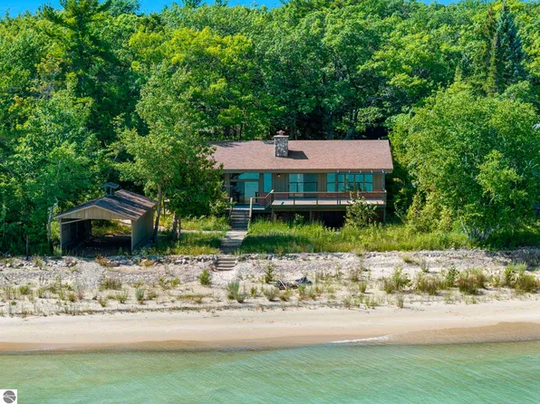 12960 N Forest Beach Shores Rd, Northport, MI 49670