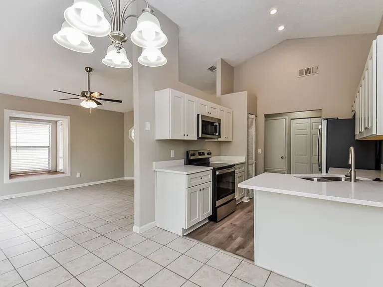 11519 Keeley Ct — Photo 7
