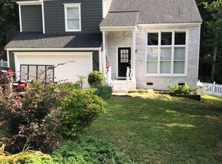 113 McIntire Ln, Cary, NC 27513