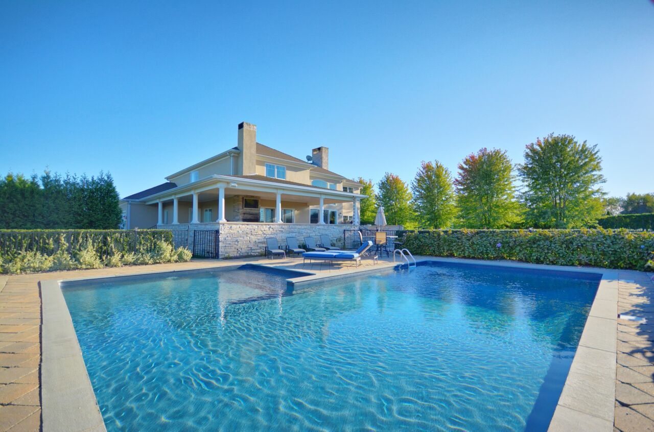  Spectacular Home and Property