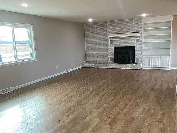 Living room with fireplace
