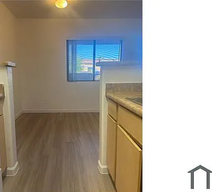 2902 E Fillmore St — Photo 5