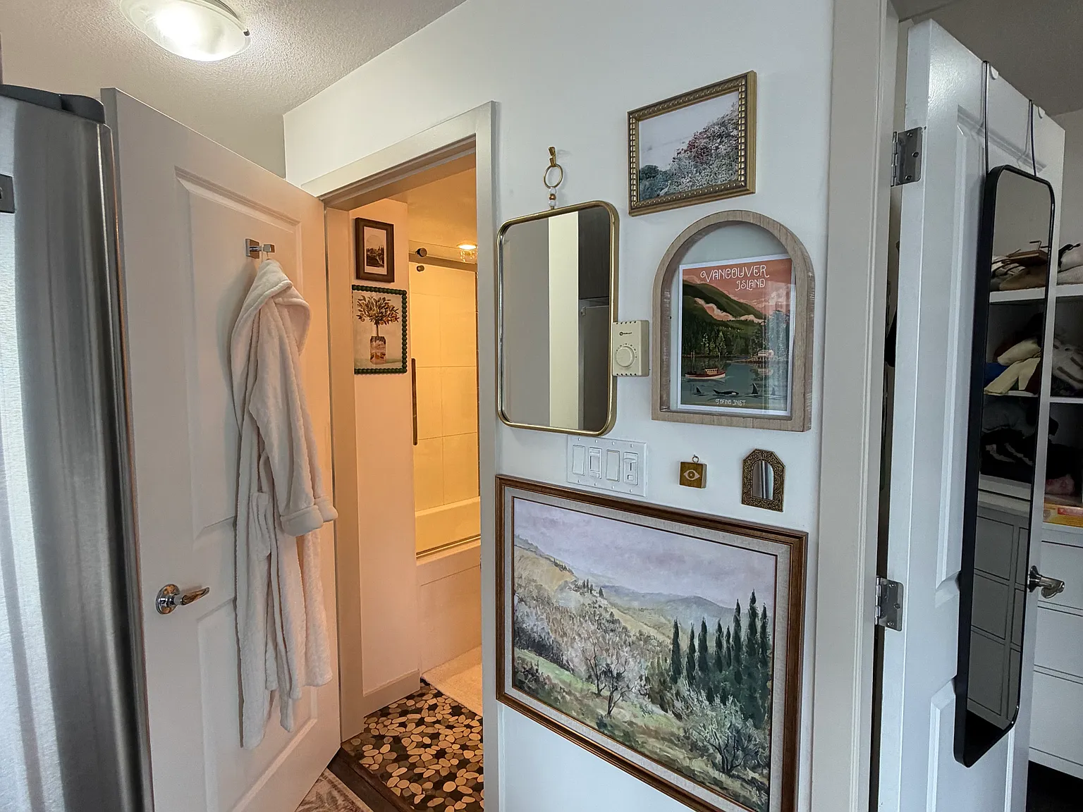 1 bed, 570 sqft, $2,300 — Photo 4