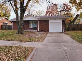 8019 E Indianapolis St, Wichita, KS 67207