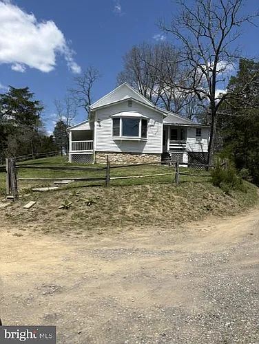 306 Tonys Hollow Ln Photo 1