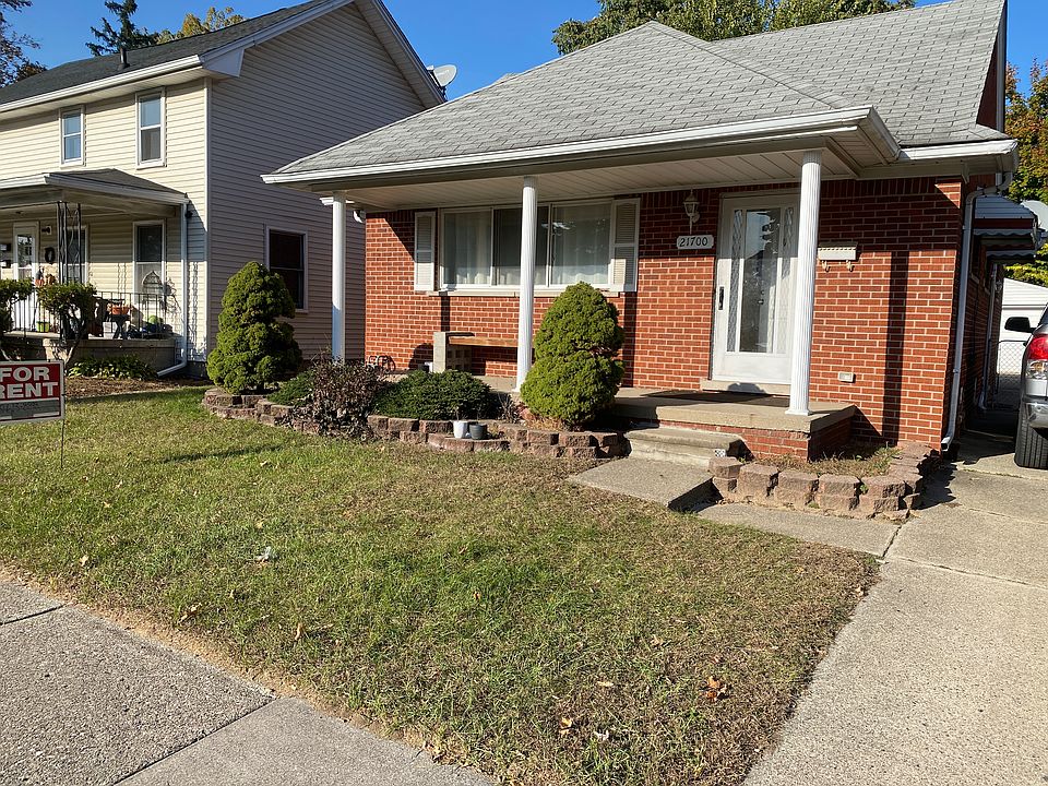 2nd image of 21700 Donaldson St