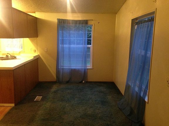 2nd image of 16702 Nana Ct SE