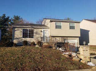 3858 Farm Brook Ln, Columbus, OH 43204