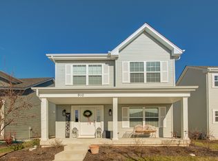 910 Simpson Ave, Elburn, IL 60119