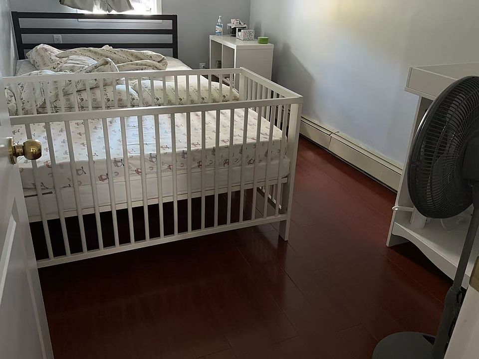 1st image of 2028 127th St #1