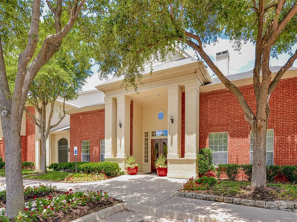 Montfort Place Apartments
