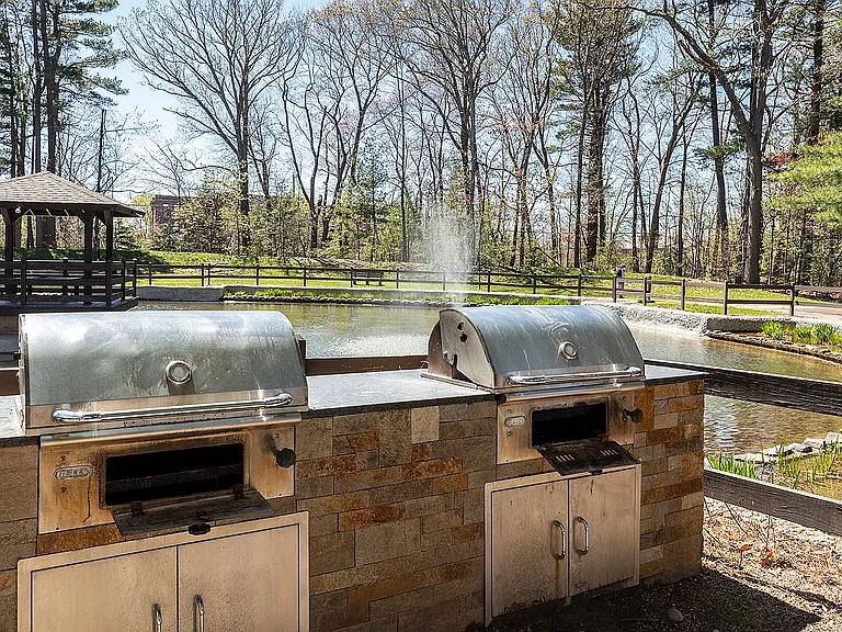 Gazebo-Grilling5_1920x1121
