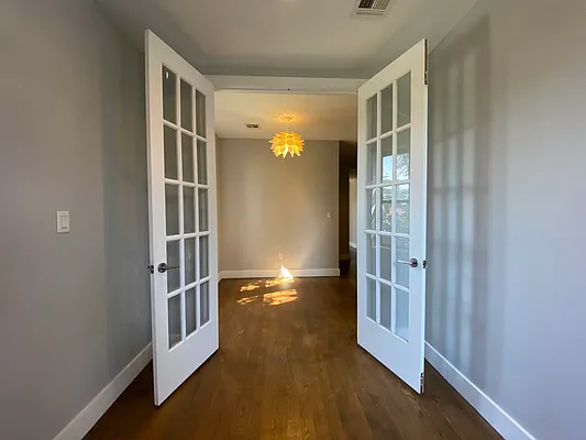 Rented by Simply Brooklyn Realty Inc | media 8