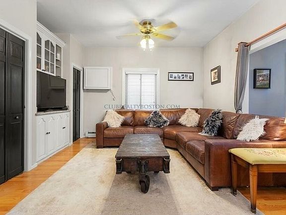 2nd image of 78 Horace St Floor 2