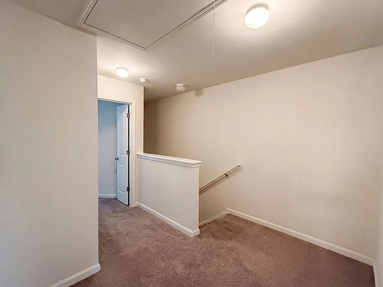 10595 Naramore Ln — Photo 6