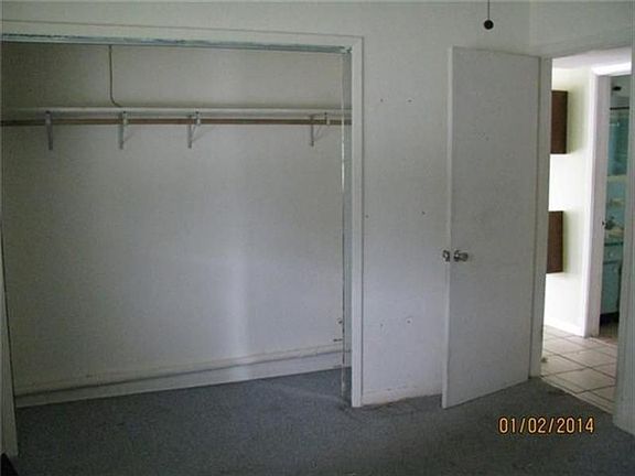 5th image of 3121 Englewood Dr