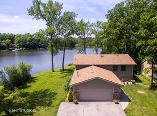 365 Council Trl, Lake In The Hills, IL 60156