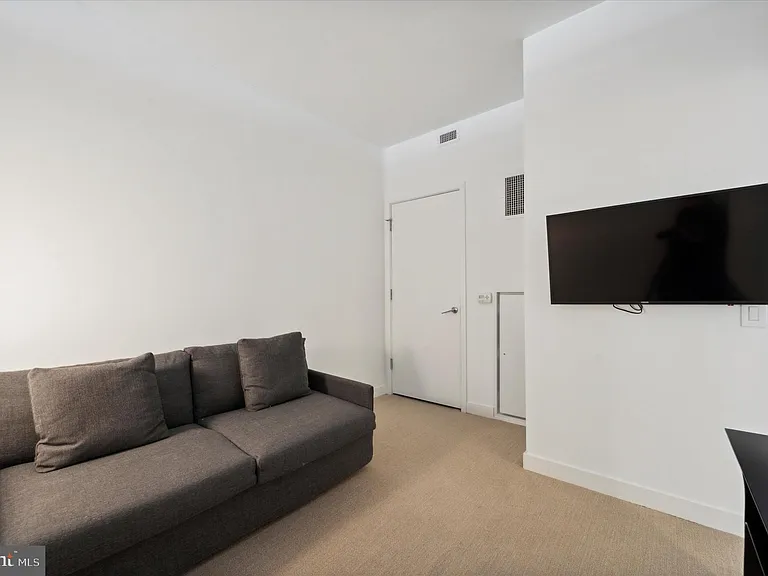 2930 Walnut St #4021 — Photo 12