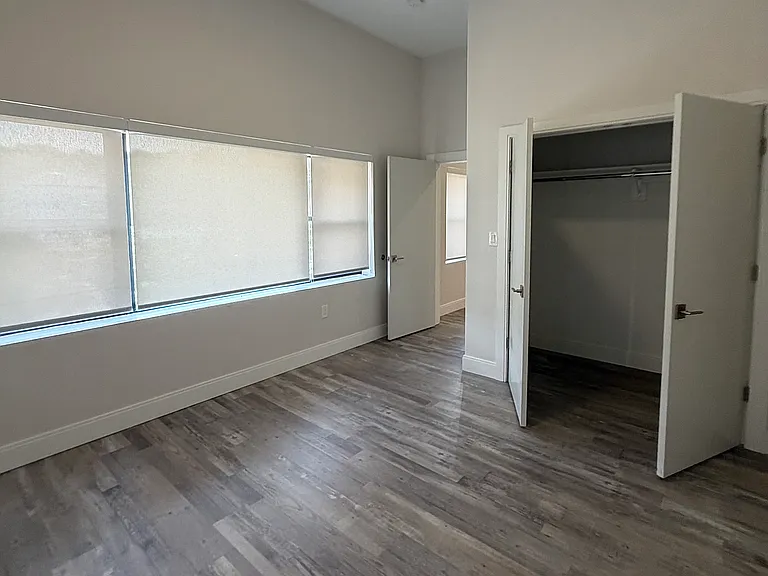 316 Shrewsbury St #4S — Photo 7