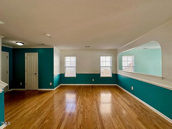 5th image of 211 Ganyard Farm Way