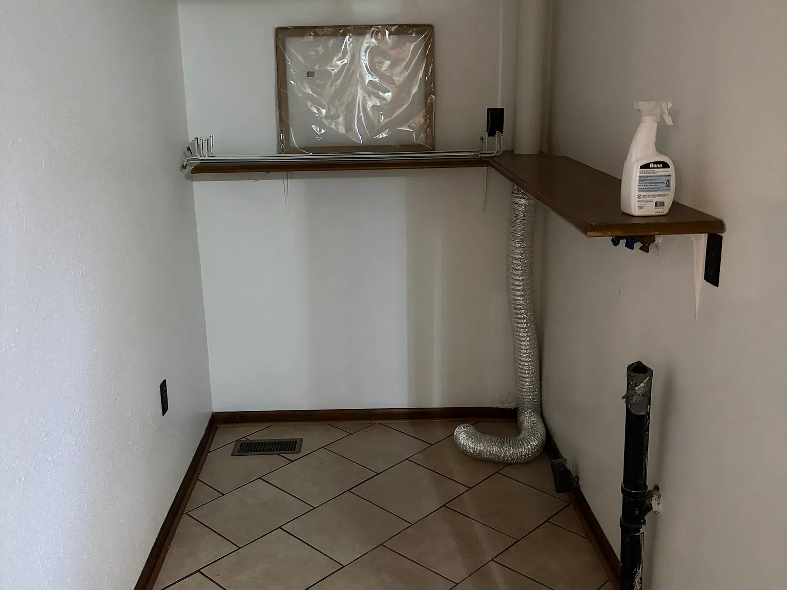 2 bed, 1100 sqft, $1,200 — Photo 4
