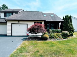 31 Pumpkin Hl, Rochester, NY 14624