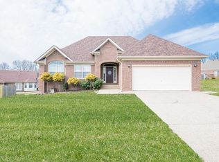 260 Halcomb Ct, Mount Washington, KY 40047