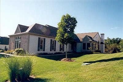1st image of 3343 Golfview Dr NW