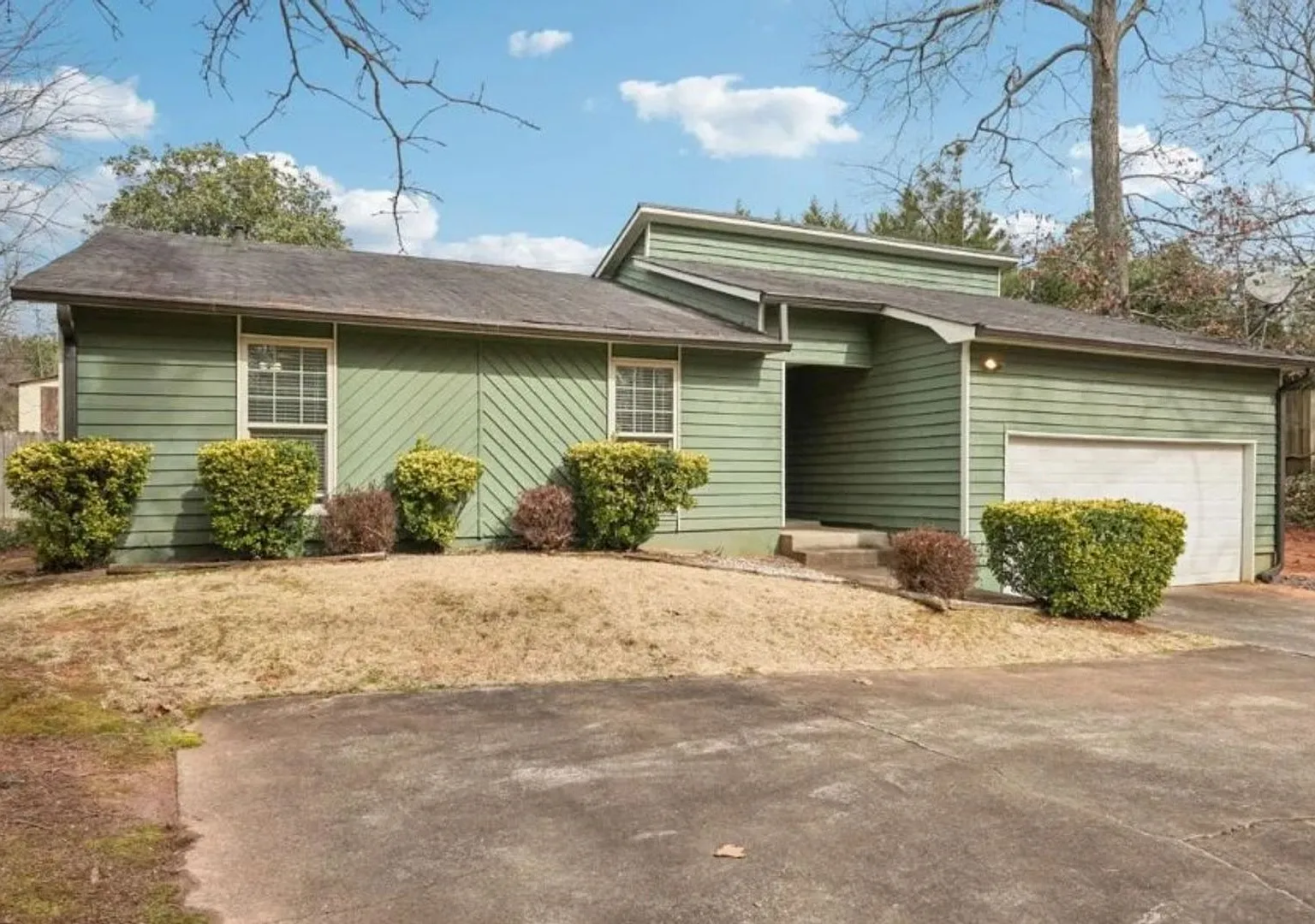 Coming Soon Available August 14 | Beautiful Acworth Home for Rent! — Photo 1