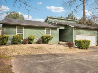 564 Tate Creek Ct NW, Acworth, GA 30102