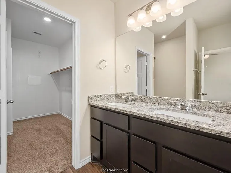 1003 Toledo Bend Dr — Photo 12