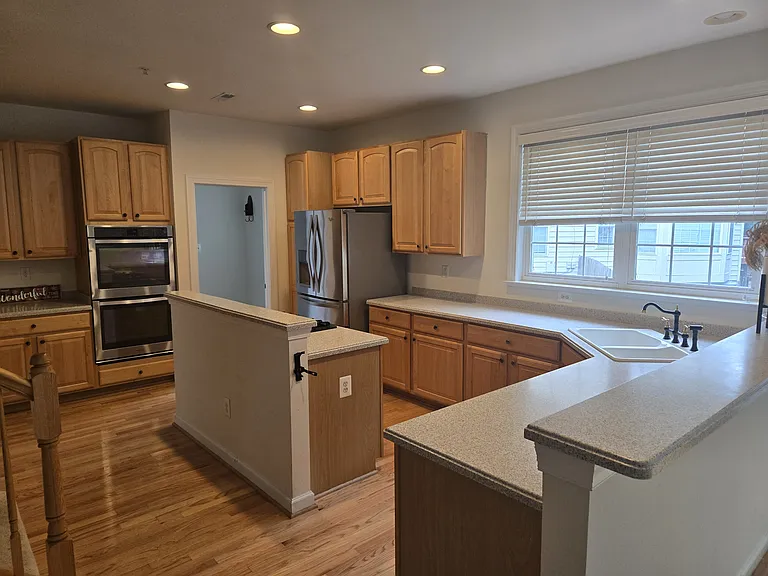 10225 Everley Ter — Photo 19