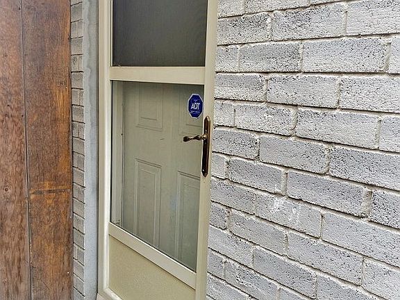 2nd image of 79 Beckwith Cres #Basement
