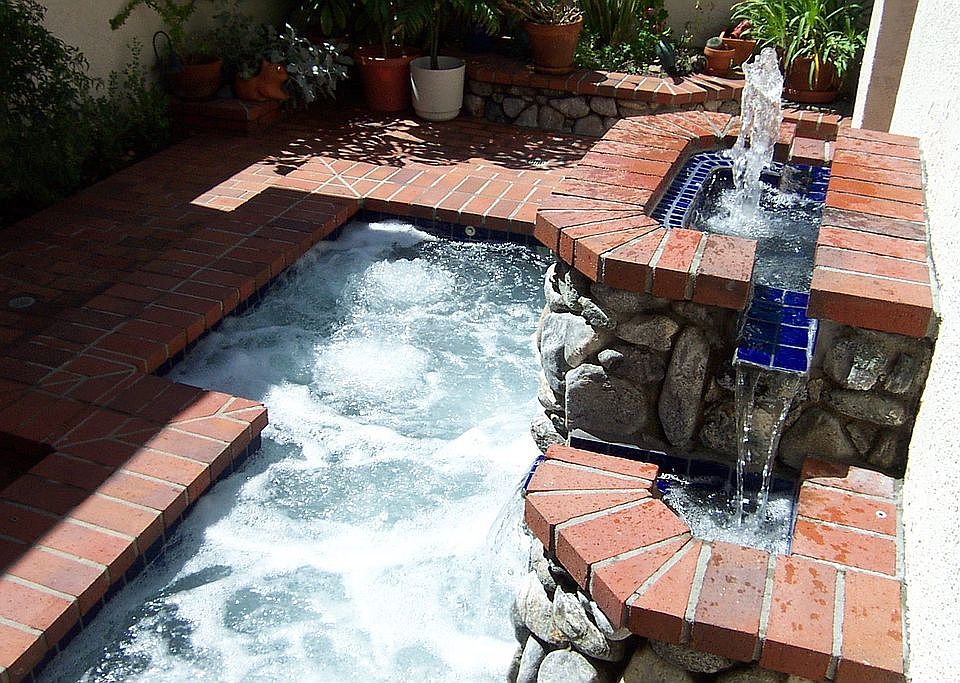 Entry Fountain / Spa