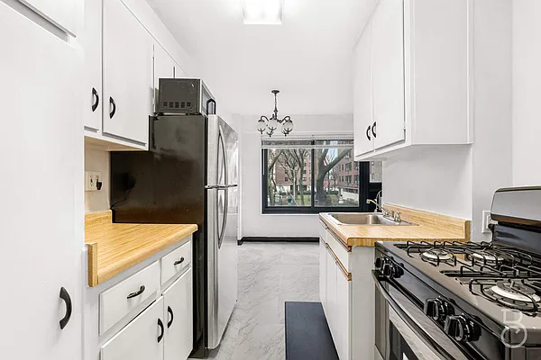 Sold by Compass | media 13