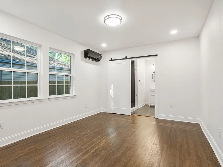 1166 N Boston Pl — Photo 15