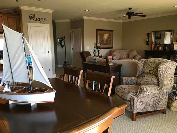 2nd image of 99 Royal Vista Dr